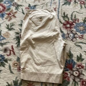 Long length kaki color shorts